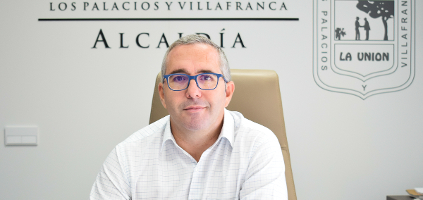 El alcalde solicita al delegado Territorial de Fomento en Sevilla información del estado del trazado del desdoble de la A-362 que une Los Palacios y V