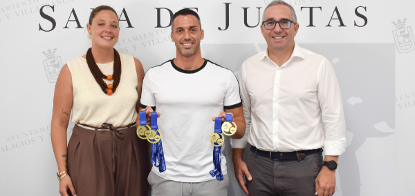 El Ayuntamiento de Los Palacios y Villafranca rinde homenaje a Antonio Pedro por sus éxitos deportivos y su próxima participación en el Campeonato del Mundo en Singapur