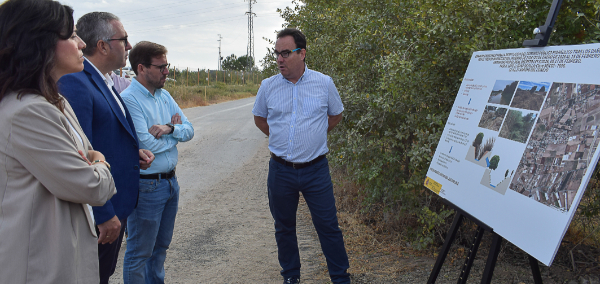  El Ayuntamiento, la Confederación Hidrográfica y la Subdelegación del Gobierno supervisan las obras de limpieza del arroyo del Conejo