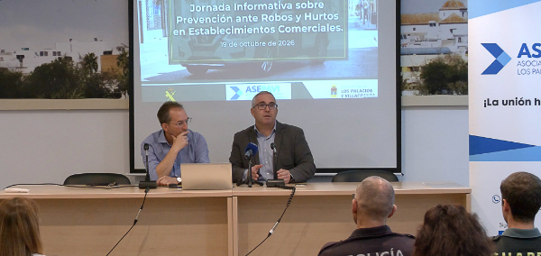 El Ayuntamiento y ASEPAVI ofrece pautas de prevención para reforzar la seguridad de los establecimientos comerciales
